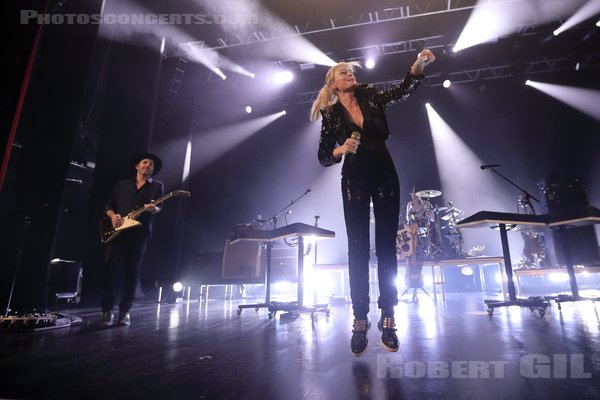 METRIC - 2023-02-03 - PARIS - Le Trianon - Emily Haines - Joules Scott-Key - James Shaw